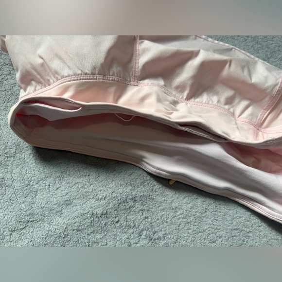 Lululemon Womens Hotty Hot Running
Shorts Pink Athletic Gym Lined Size 10 - Picture 15 of 15